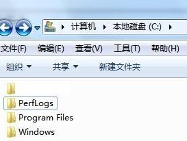 如何高效删除Windows7中无用的C盘文件夹（简单操作帮你清理电脑储存空间）