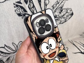 手机壳摄像头小洞原因是什么？