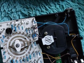 电源开关与移动硬盘接口的正确连接方法是什么？
