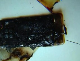 劈开手机电池真的会爆炸吗？爆炸的原因是什么？