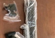 手机支架装包里应该带哪些配件？