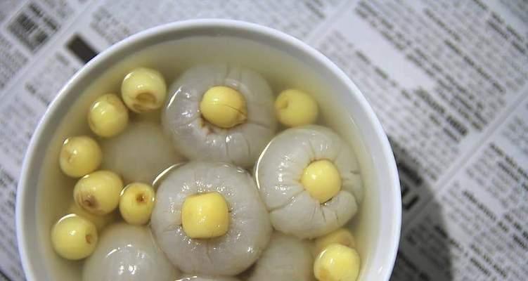 晚上失眠怎么办（15种食物助你解决晚上失眠问题）  第1张