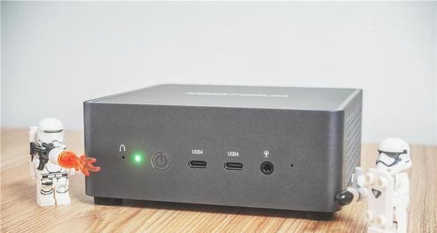 揭开电脑主机内部结构的神秘面纱（探索电脑主机内部构造与组件的奥秘）  第3张