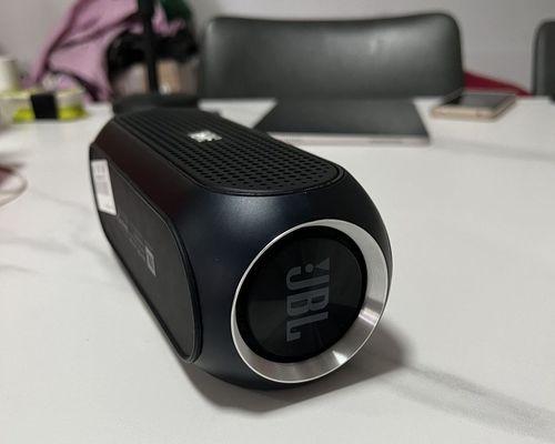 低音炮插u盘声音过大怎么办？如何调节？  第1张